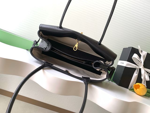 CC grained calfskin small shopping bag AS6288 black