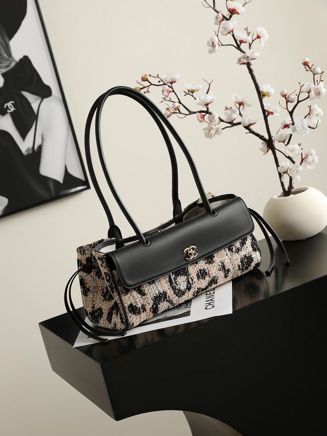 CC tweed small shopping bag AS6288 black