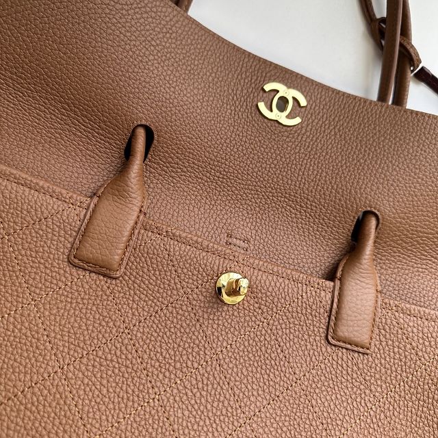 CC grained calfskin medium shopping bag AS6428 brown
