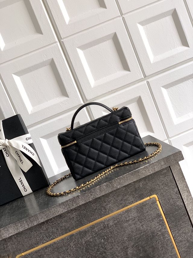 CC calfskin vanity with chain AP5195 black