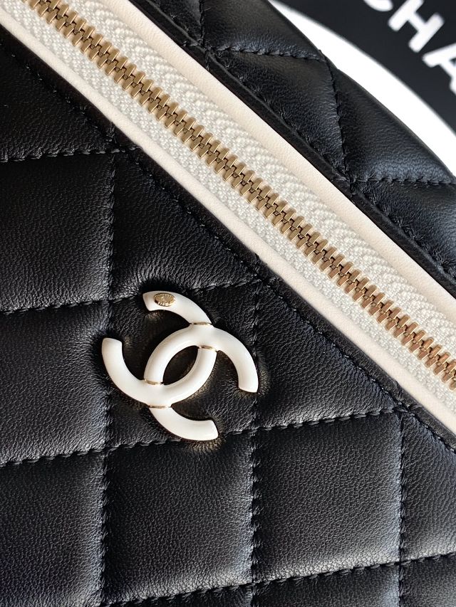 CC lambskin vanity with chain AP5240 black