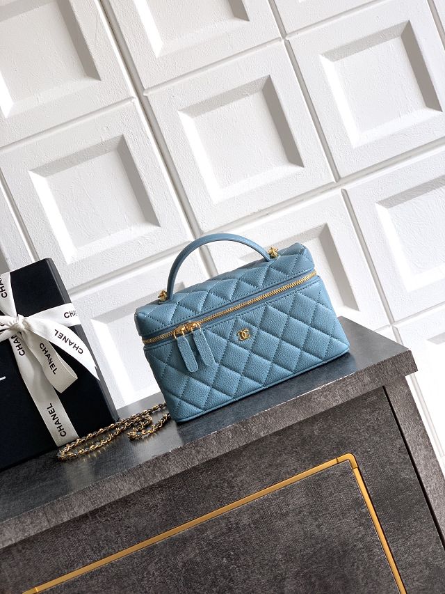 CC calfskin vanity with chain AP5195 blue