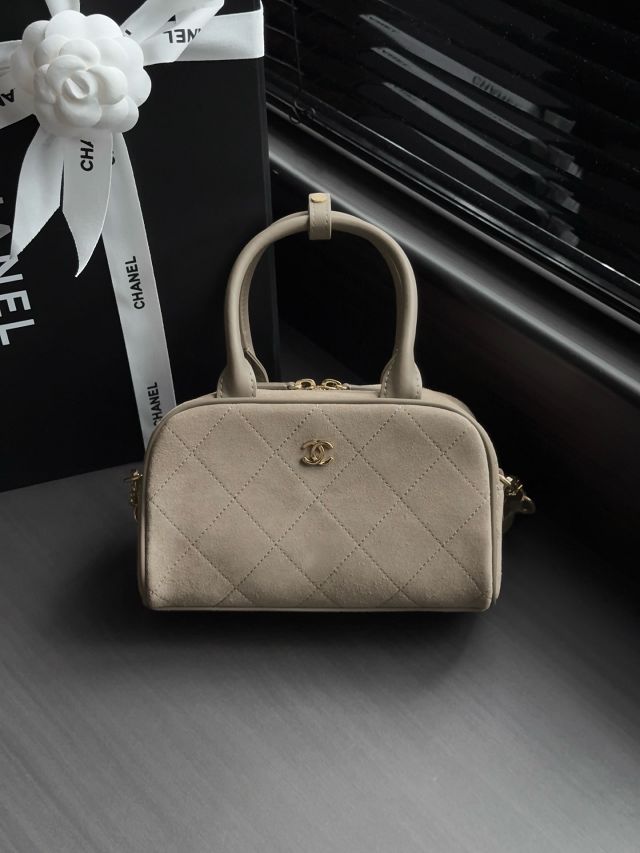 CC suede calfskin clutch with strap AP5528 grey