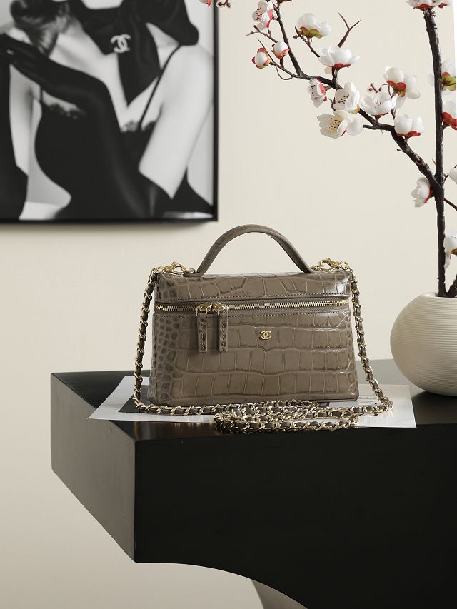 CC crocodile calfskin vanity with chain AP5195