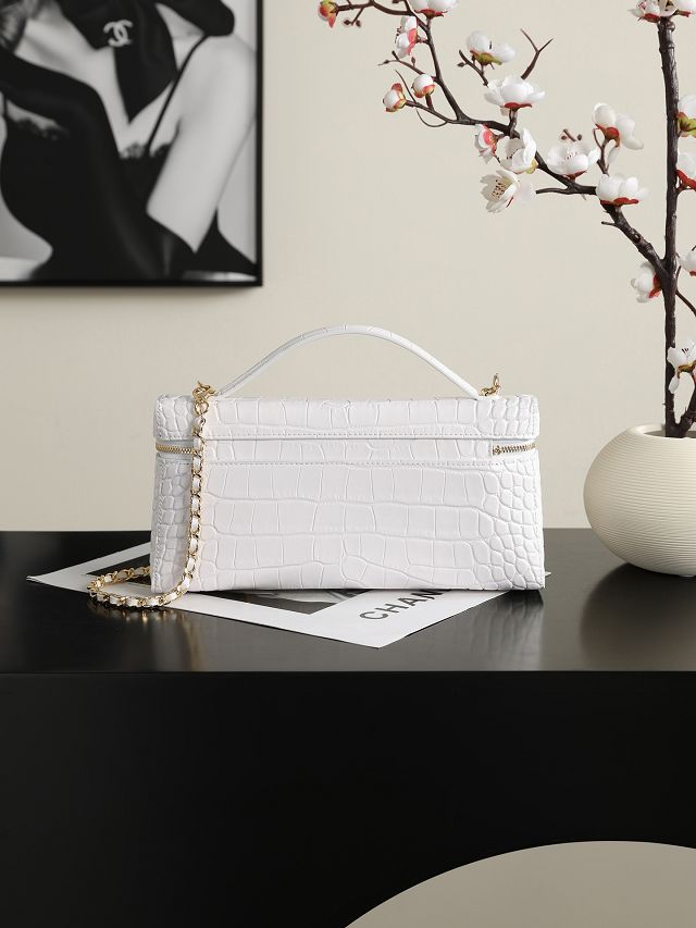 CC crocodile calfskin vanity with chain AP5438