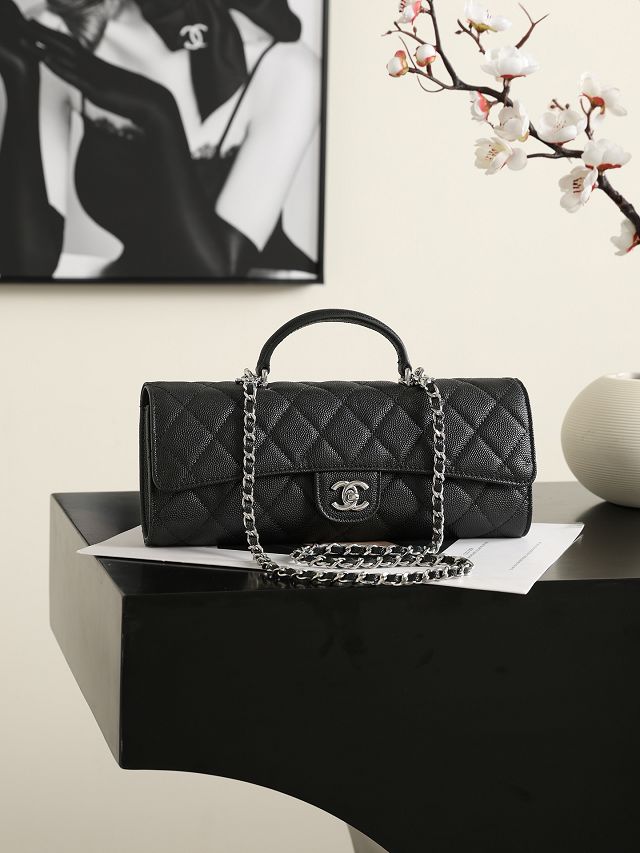 CC grained calfskin clutch with chain AP5280 black