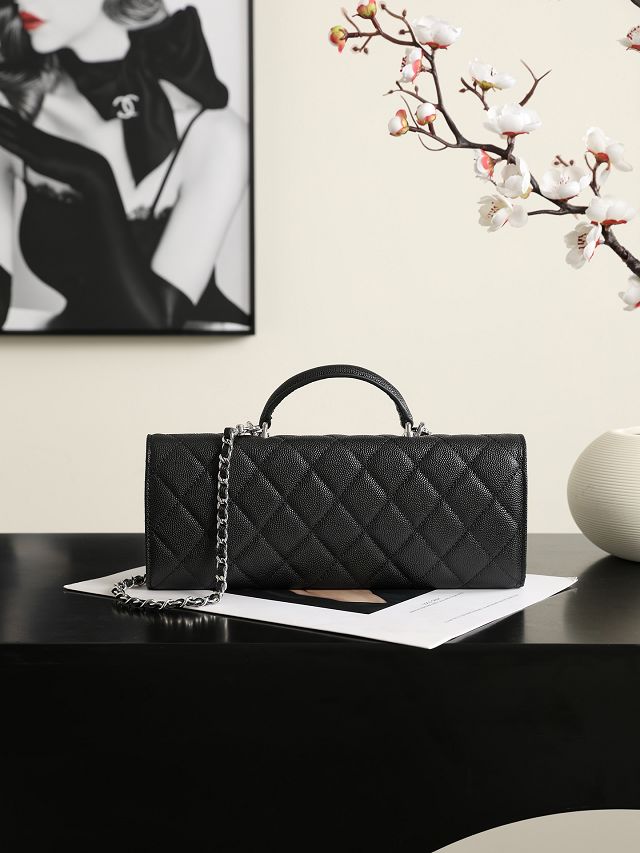 CC grained calfskin clutch with chain AP5280 black