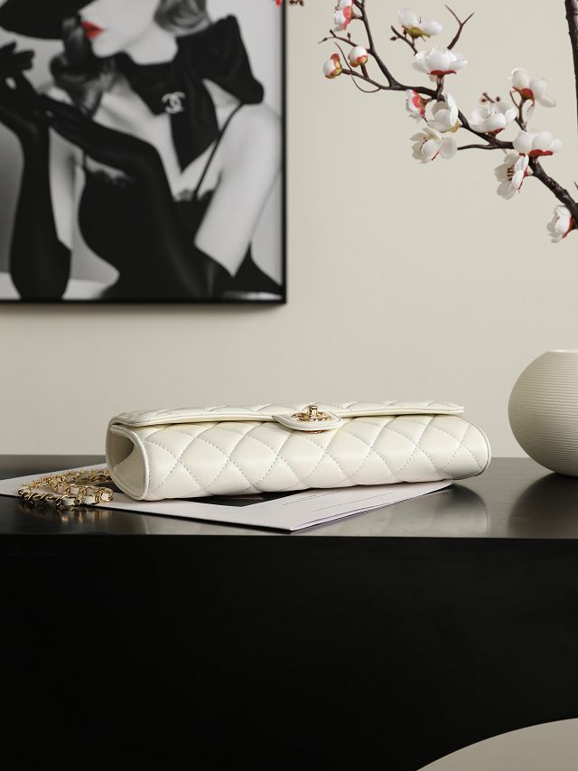 CC lambskin clutch with chain AP5280 white