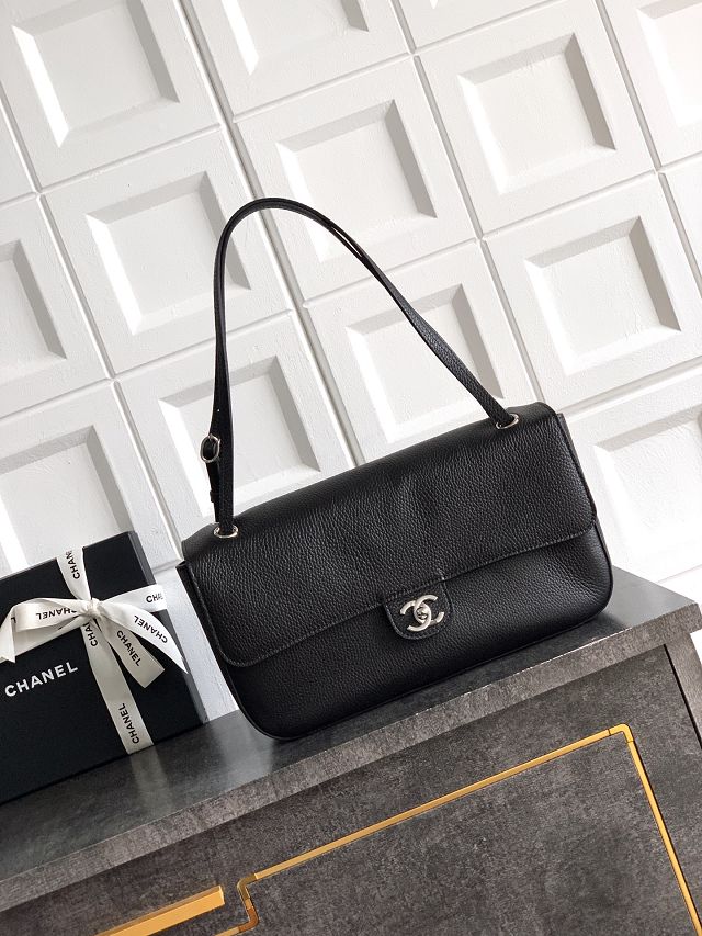 CC grained calfskin maxi flap bag AS6231 black