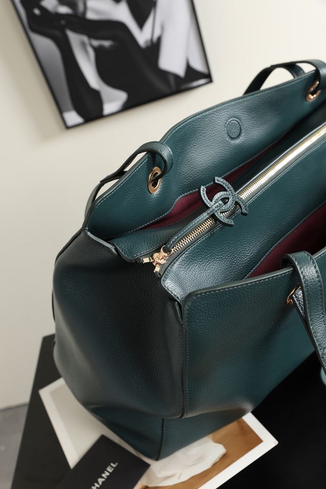 CC grained calfskin large shopping bag AS6245 dark green