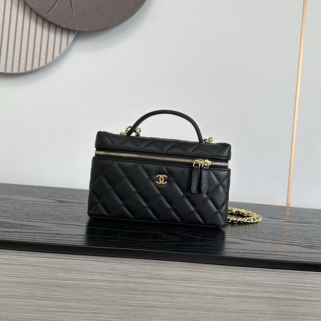 CC grained calfskin small vanity with chain AP5346 black