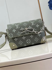 Louis vuitton original monogram canvas steamer messenger bag M11543 green